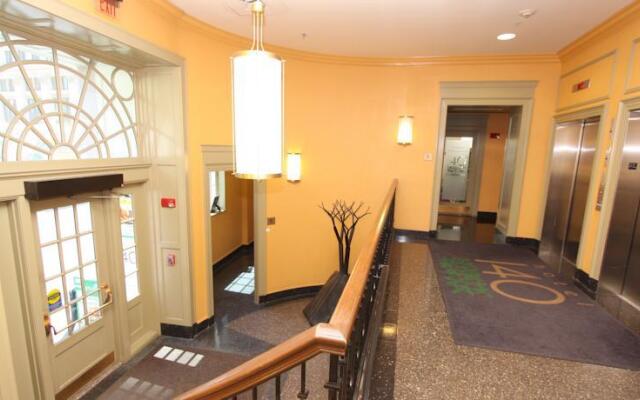 Clarendon Residences LLC