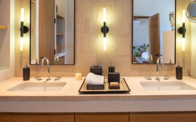 Kimpton Mas Olas Resort and Spa