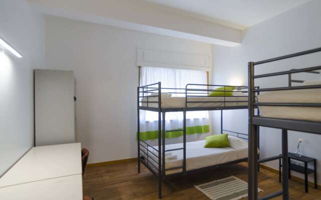 Faro Albacor Residence - Hostel
