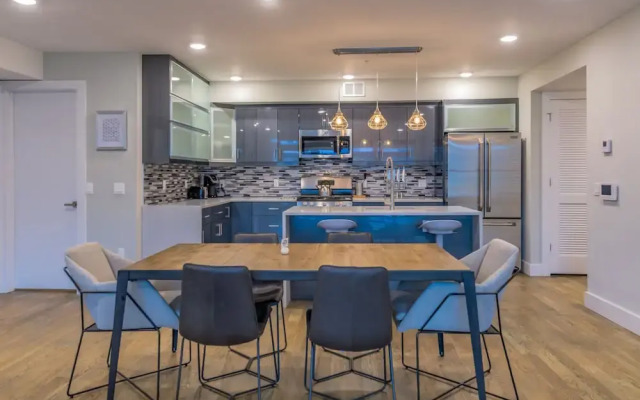 Deedee's Lofts at Grove II