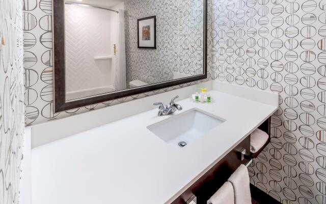 Holiday Inn Hotel & Suites-Milwaukee Airport by IHG