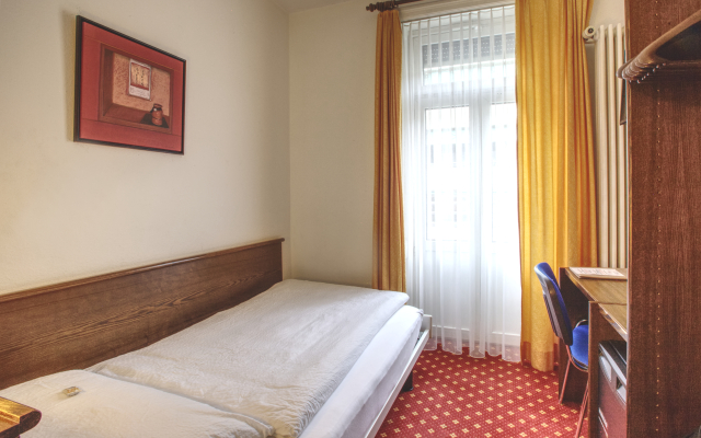 Hotel Rheinfelderhof