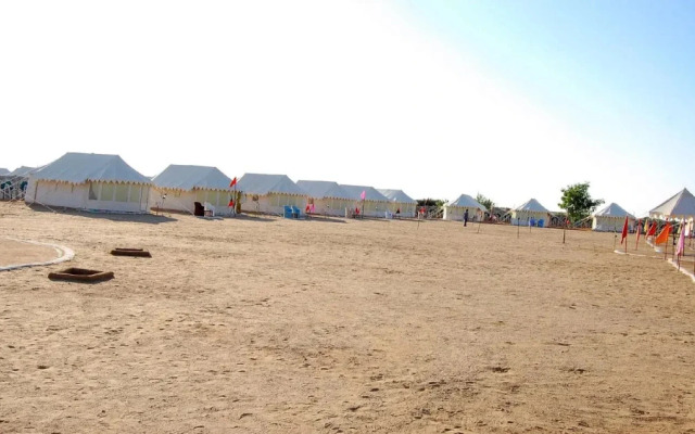 Royal Desert Safari Resort and Camp