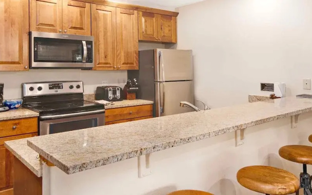 Townsend Place A205 2 Bedroom Condo by Redawning