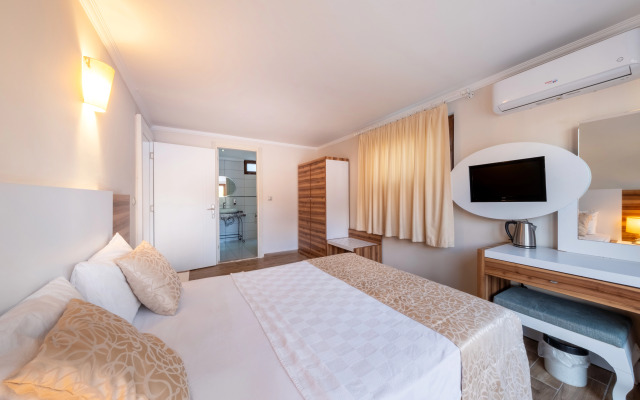 Sahra Su Holiday Village & Spa