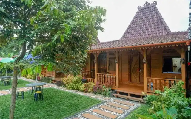 RedDoorz Syariah Near Terminal Mendolo Wonosobo 2