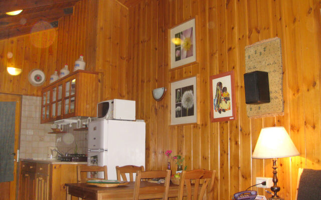 Ohn-Bar Guesthouse