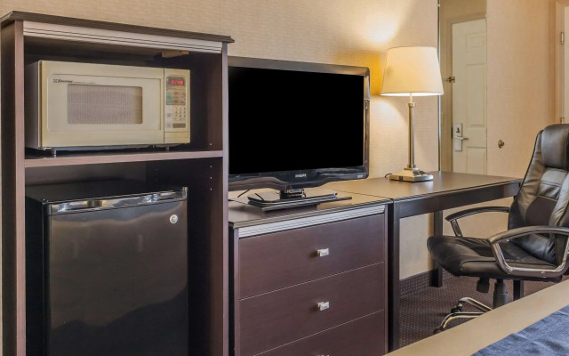 Comfort Inn On the Bay