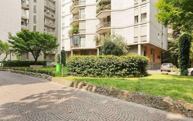 Moscova Balcony Flat