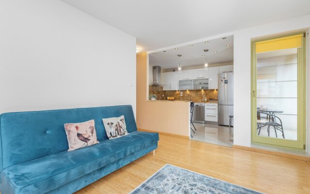 Seaside Apartment in Sopot by Renters