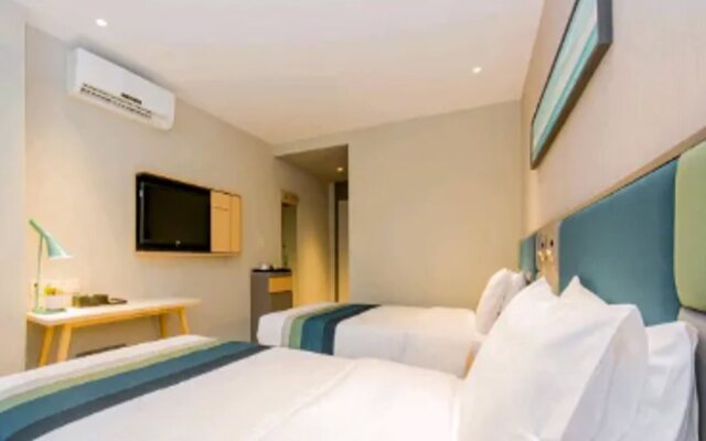 Homeinn Selected Hotel (Kunming Anning Wuyue Plaza)