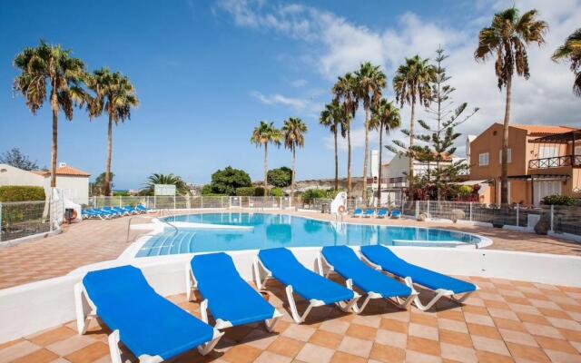 Apartamento Mango next to Del Duque Beach