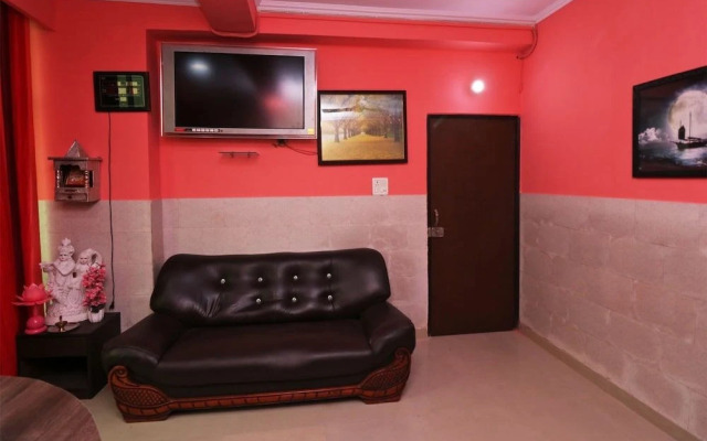 OYO 18625 Prem Hotel