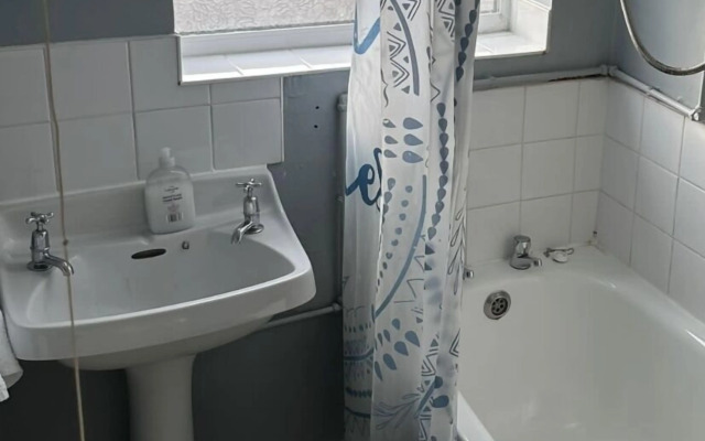 Alexander Apartments Saltwell Park