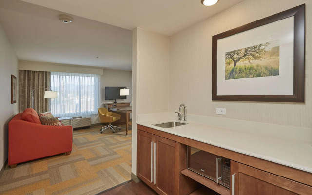 Hampton Inn & Suites Hood River