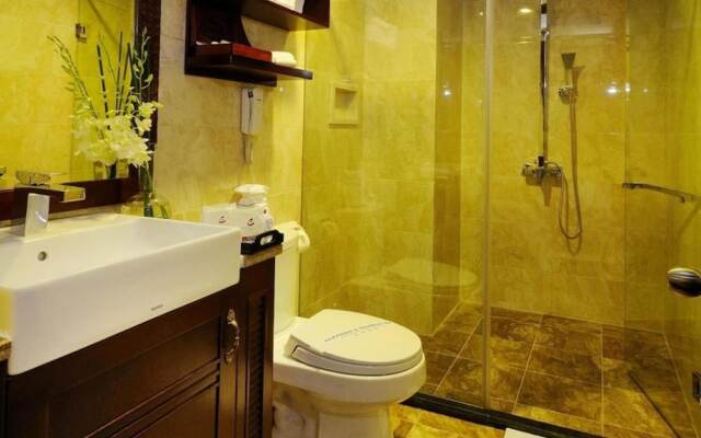 Mayflower Saigon Hotel