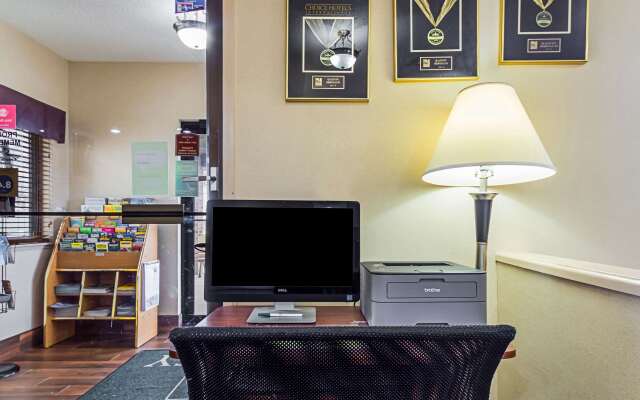 Quality Inn Sheboygan North I-43