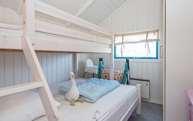 6 Person Holiday Home in Hemmet