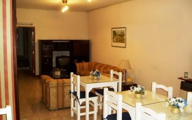 Hotel Las Acacias