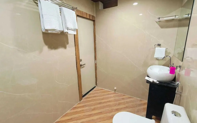 Hotel Maple Residence