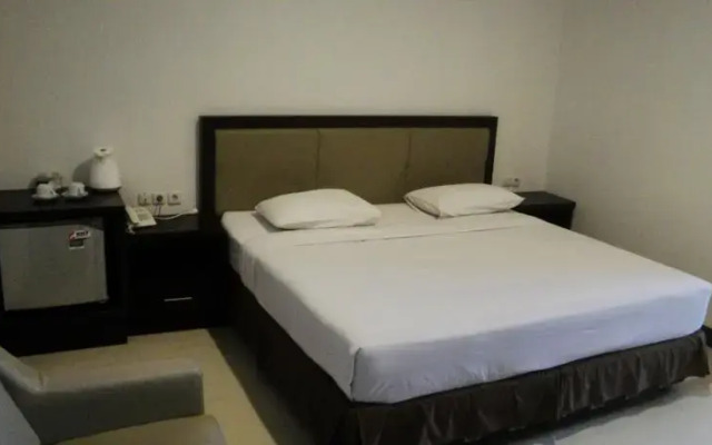 Adipati Hotel