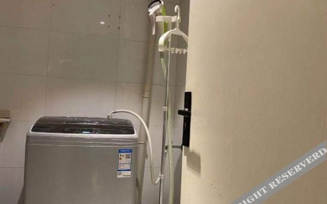 Huachi GDH Hotel (Shangqiu Shenhuo Avenue Wenhua Road Branch)