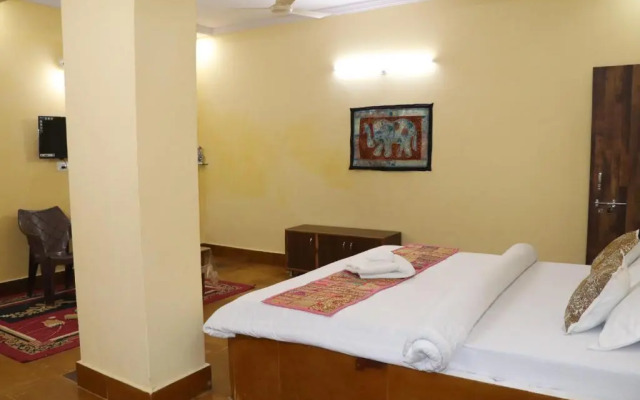 Urmila Guest House