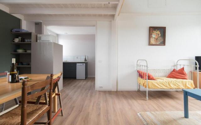 Appartement moderne refait a neuf proche plage