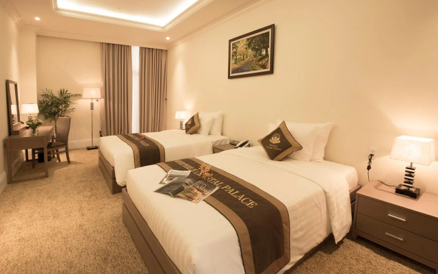 MerPerle Crystal Palace Hotel