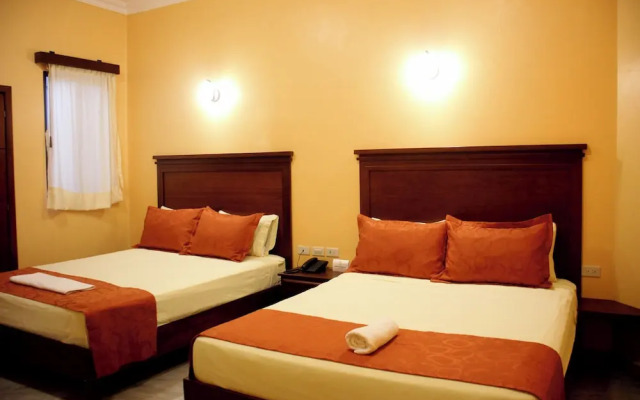 Hostal California Inn
