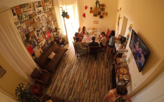 Victoria House Hostel