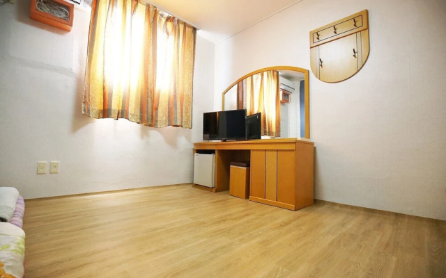 Asan Star Self Check-in Motel