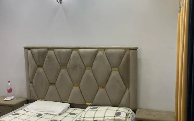 Pyramid Guest House