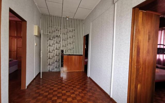 Shangrila House @ 香格里拉民宿