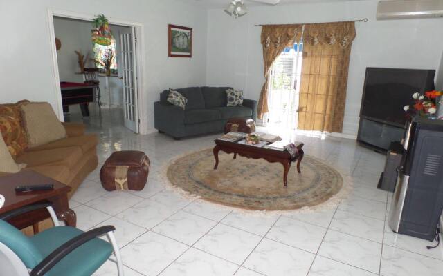 The Royal Kensington Guest House