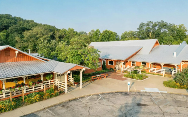 Brown County Inn