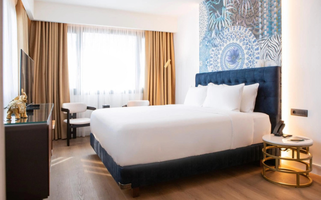 Luwian Athens Boutique Hotel - Image 4