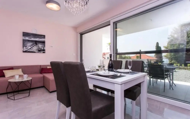Marina - 60 Meters to the Beach - A1