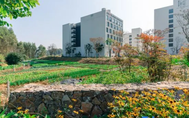 Yunmen 5 Seasons Argyle Resort Hotel