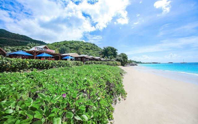 Conch Beach Cabins - Rumbus Beach