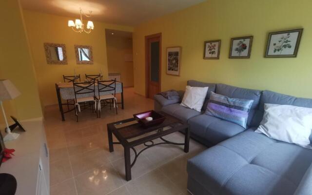 Apartamento de 3 dormitorios con piscina - Riaza Vacacional