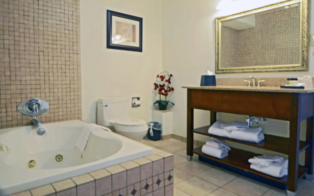 Fenwick Inn