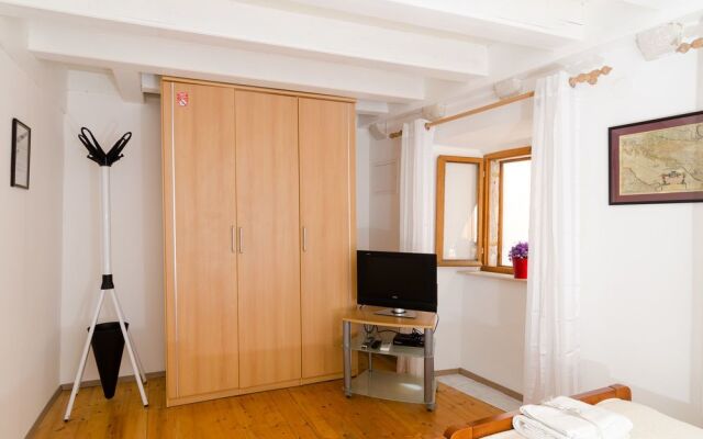 Divina Blue Apartments