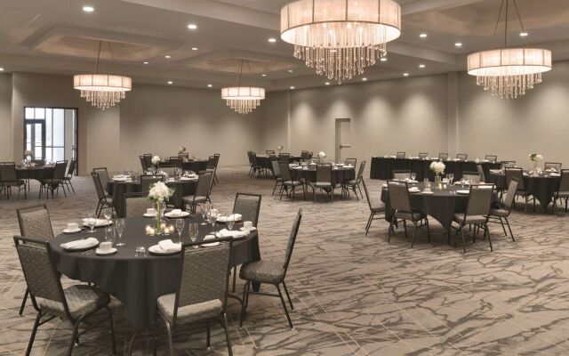 Holiday Inn Bloomington - Normal by IHG