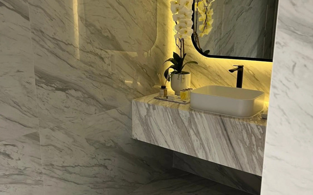 The Key - Luxury Apartment