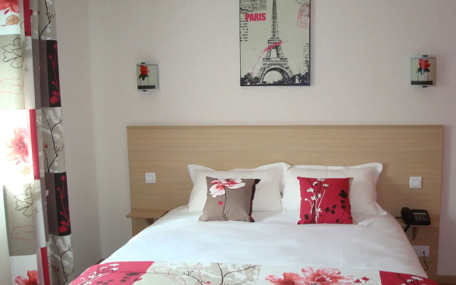 Brit Hotel Confort Azur Cholet Nord