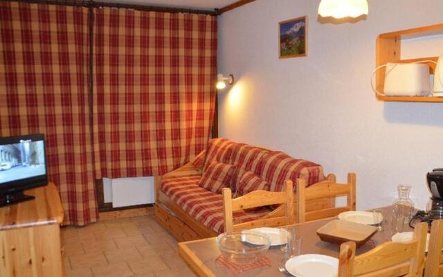 Appartement Les Menuires, 1 pièce, 4 personnes - FR-1-452-55