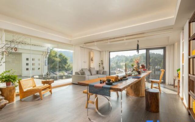 Xiao Zhang's Cultural and Artistic Homestay