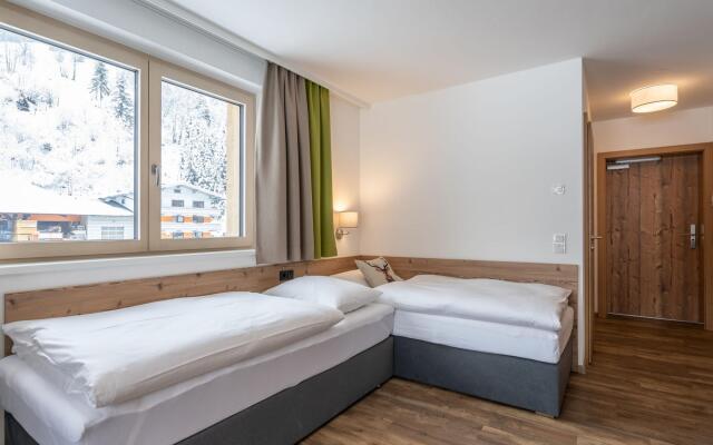 Chalet With Sauna and Jokercard in Summer