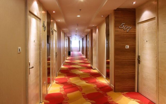 Yantai Yueting Hotel